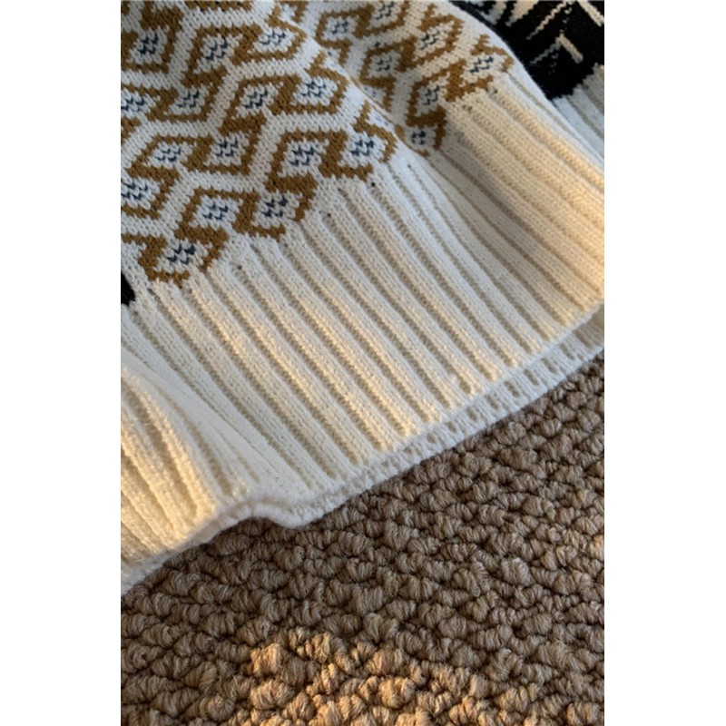 White Graphic Letter Christmas Knitted Men's Pullover Sweater White Graphic Letter Christmas Knitted Men's Pullover Sweater