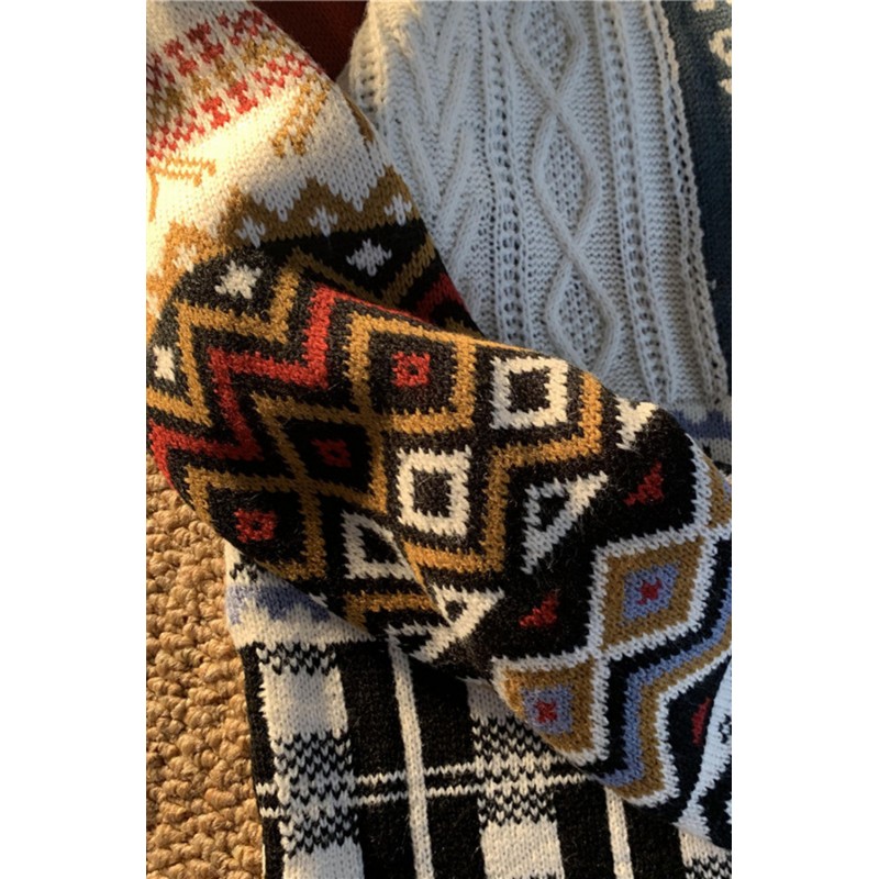 White Graphic Letter Christmas Knitted Men's Pullover Sweater White Graphic Letter Christmas Knitted Men's Pullover Sweater